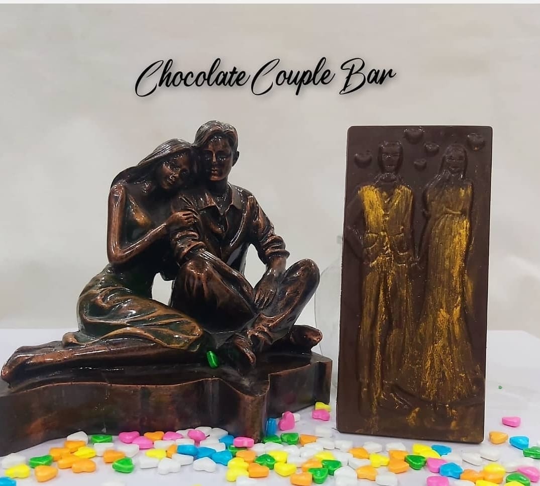 Chocolate Couple Bar 